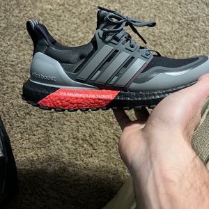 Mens adidas ultrabooost all terrain size 7.5 (EG8098) no box